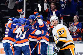 Les Islanders de New York battent les Bruins de Boston 6-2